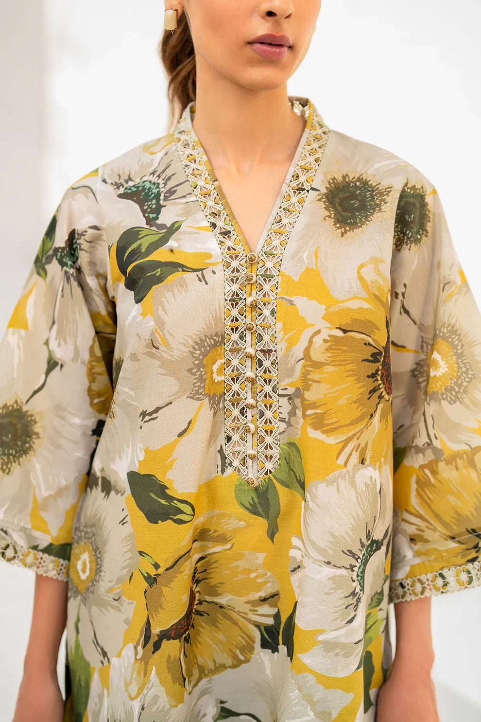 3 Piece Stitched Lawn Suit - Ready To Wear